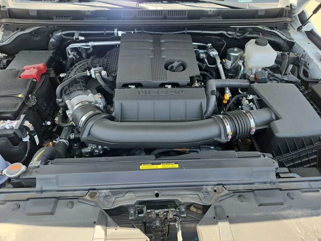 New 2026 Glacier White Nissan Crew Cab SV image 25