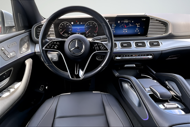 Used 2025 Silver Mercedes-Benz GLS 450 image 7