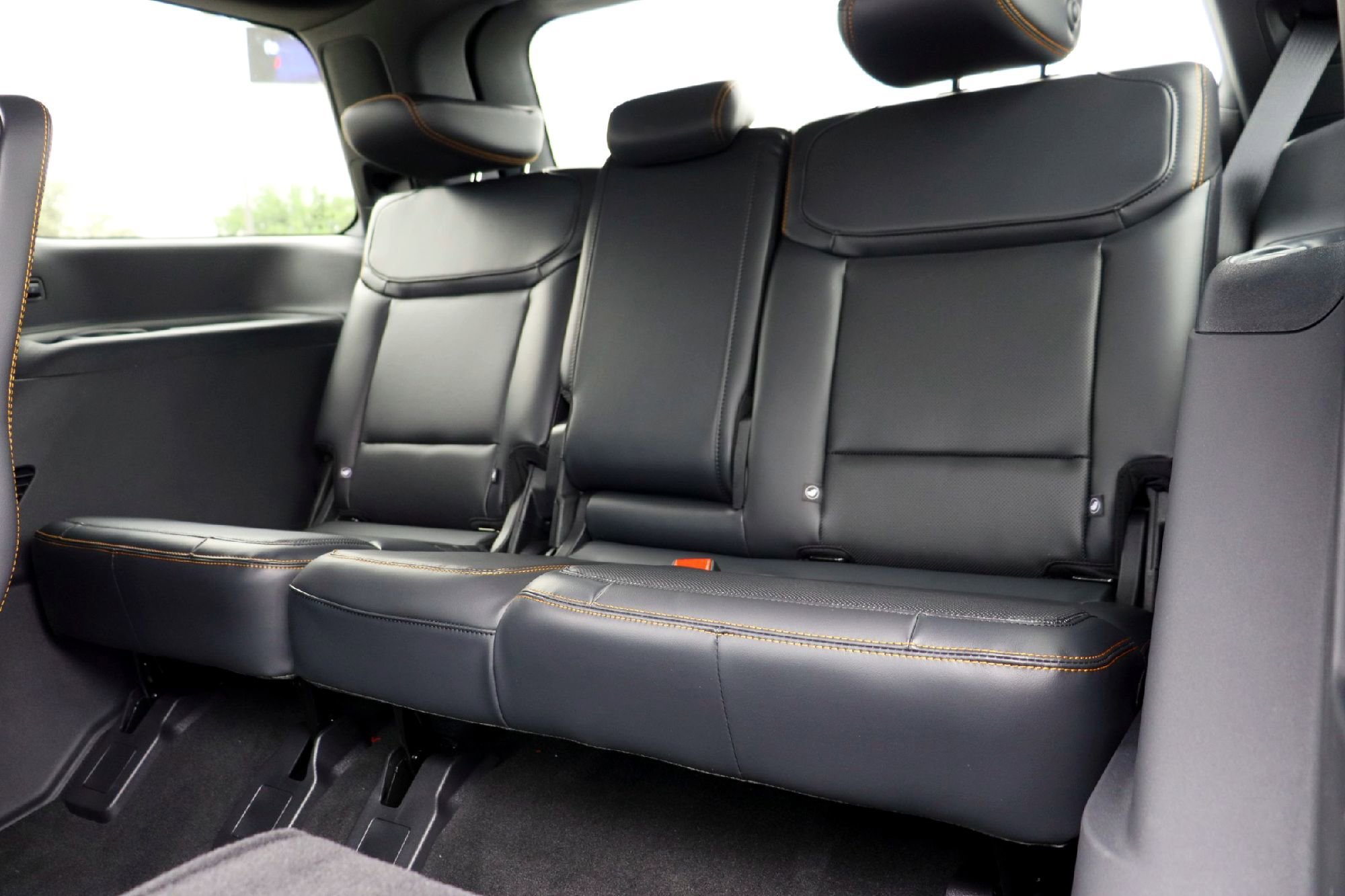 New 2026 Glacier Gray Metallic Tri-Coat Ford Tremor image 19