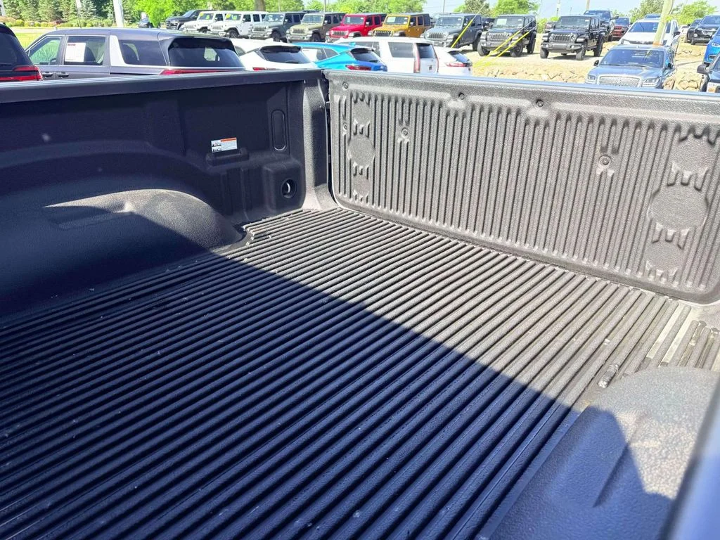 Used 2024 Silver Ram Laramie image 11