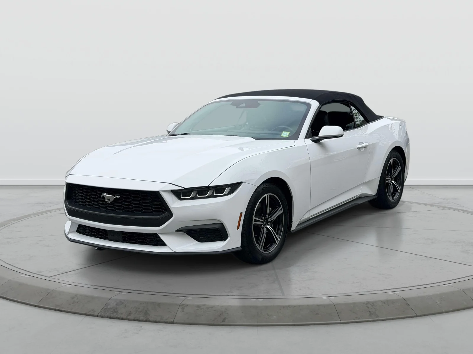 Used 2024 White Ford EcoBoost Premium image 3