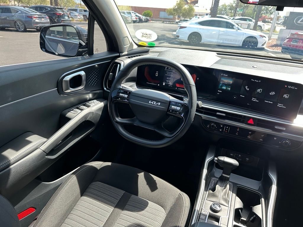Used 2026  Kia LX image 14
