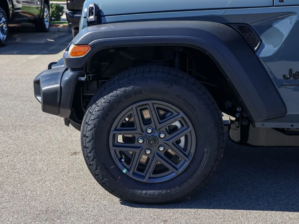 New 2026 Anvil Clear-Coat Exterior Paint Jeep Sport image 11