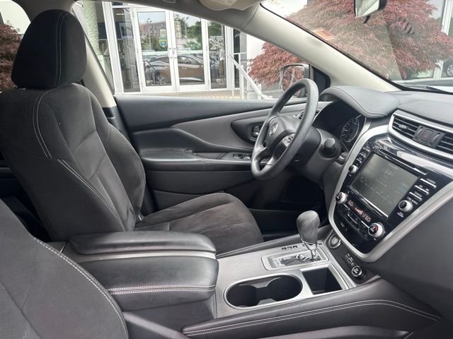 Used 2019 Gray Nissan S image 25