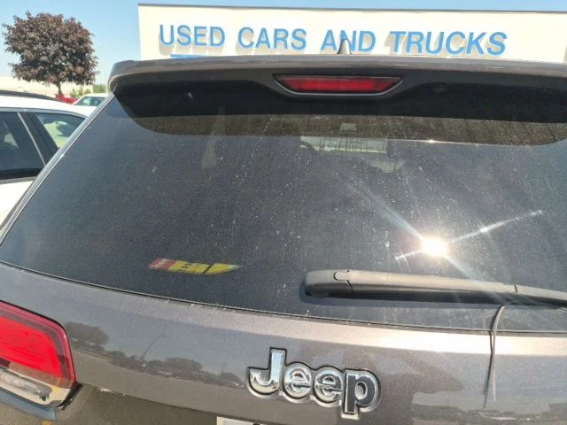Used 2021 Gray Jeep Laredo E image 6