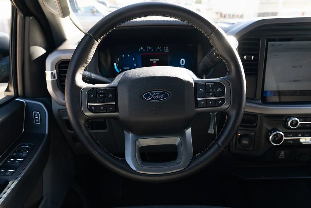 Used 2025 Gray Ford XLT image 11