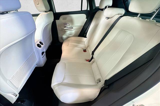 New 2026 Polar White Mercedes-Benz GLA 250 image 52