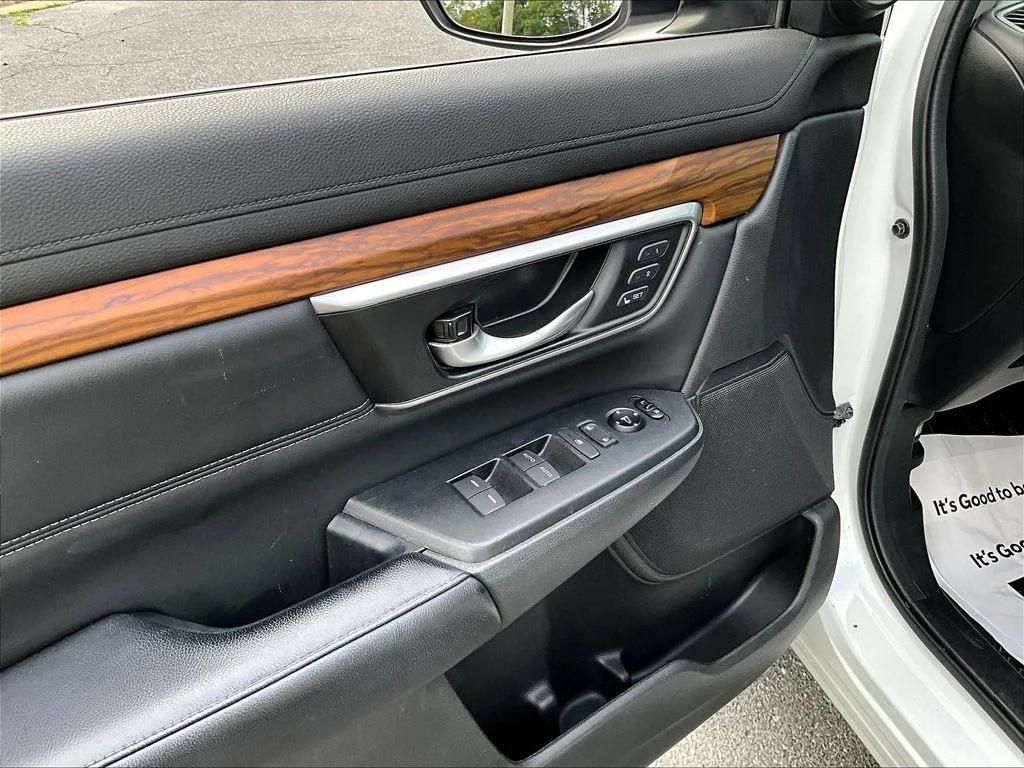 Certified Used 2019 Platinum White Pearl Honda EX-L image 19