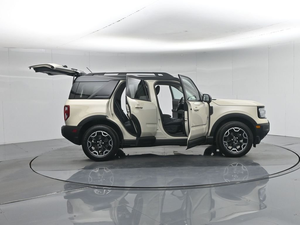 Certified Used 2025 Beige Ford Outer Banks image 5