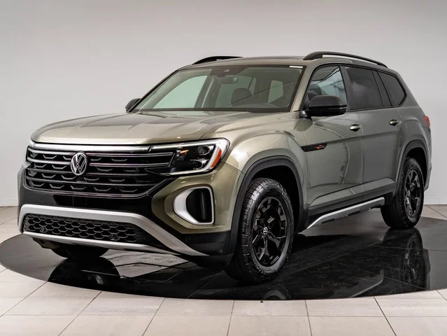 2025 Volkswagen Atlas 2.0T Peak Edition