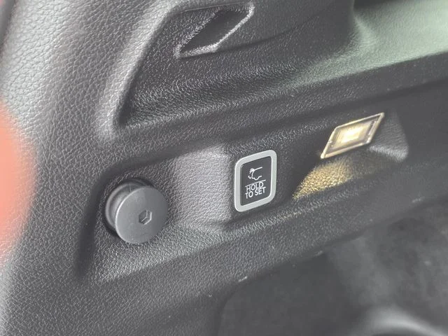 2023 Jeep Grand Cherokee L Altitude - Photo 13