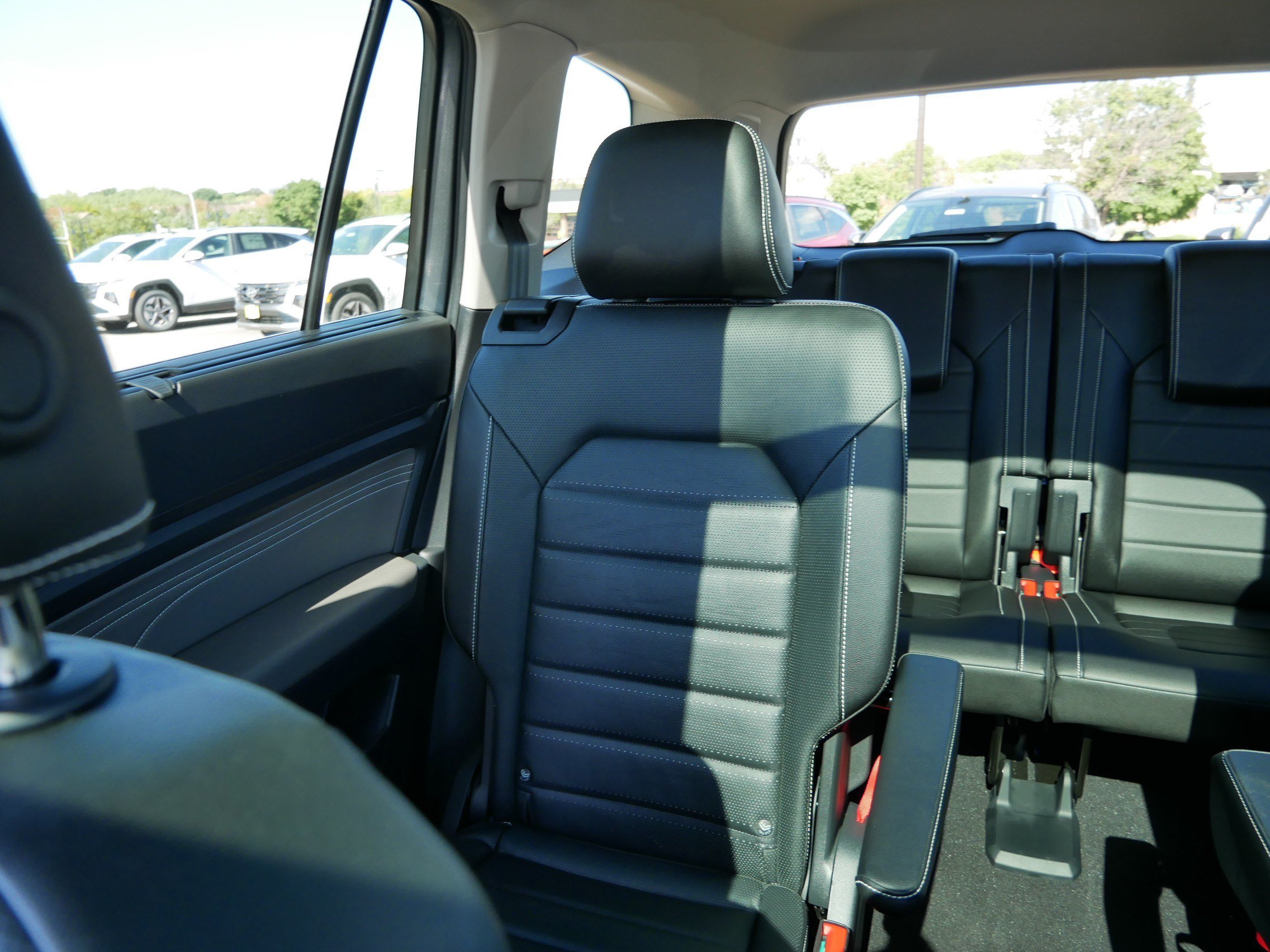 2023 Volkswagen Atlas SEL Premium R-Line - Photo 12
