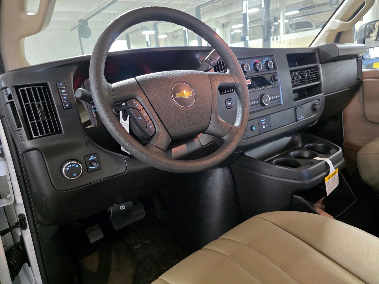 2026 Chevrolet Express Cargo Work Van - Photo 30