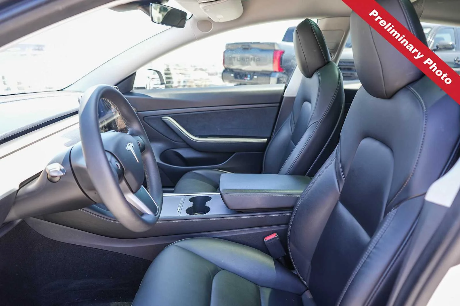 Used 2021 White Tesla Standard Range Plus image 14