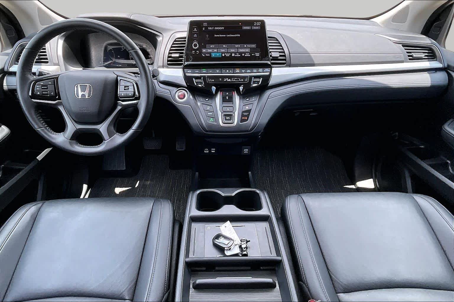 Certified Used 2025 Modern Steel Metallic Honda EX-L image 15