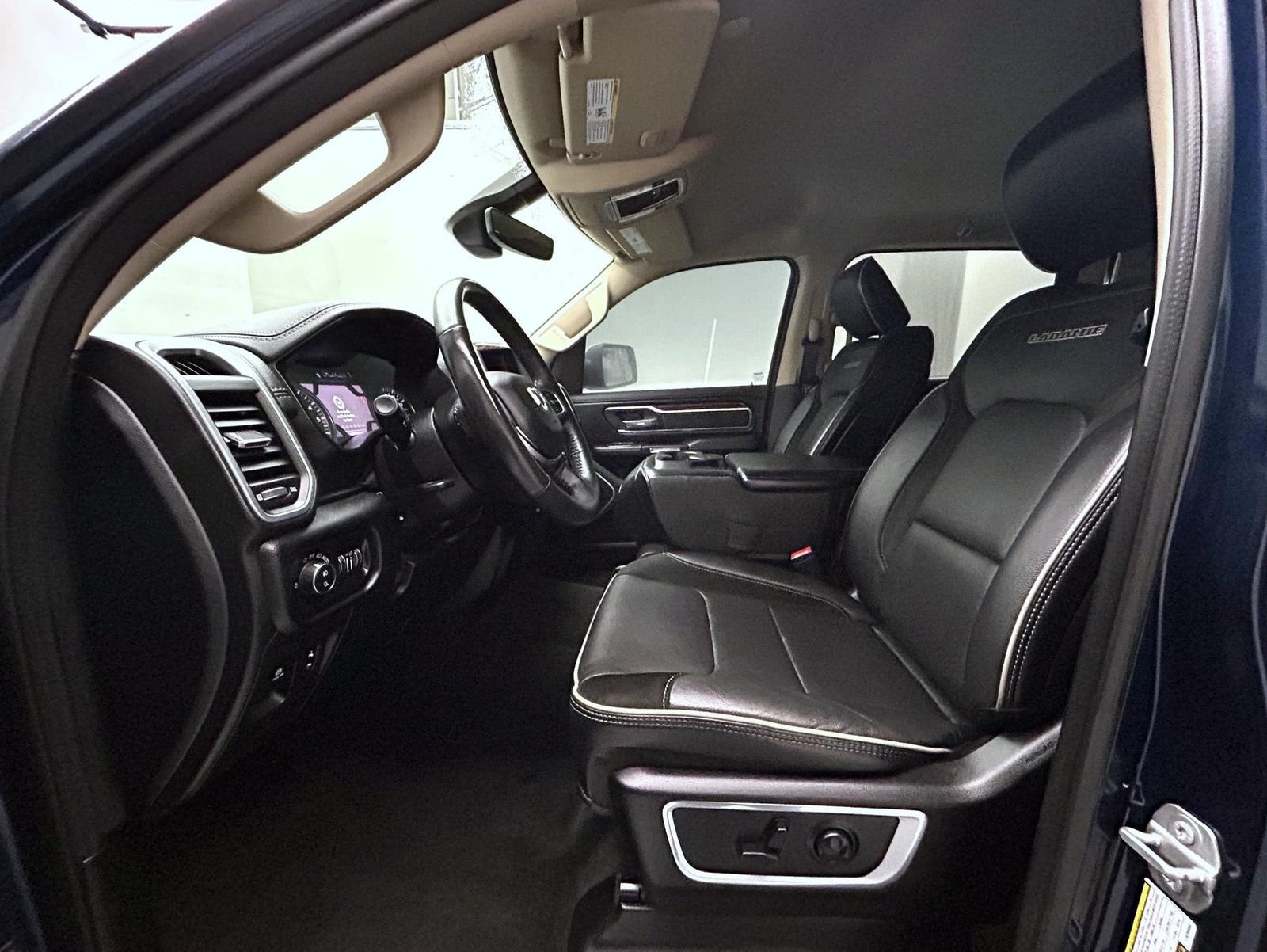 Used 2020 Blue Ram Laramie image 10