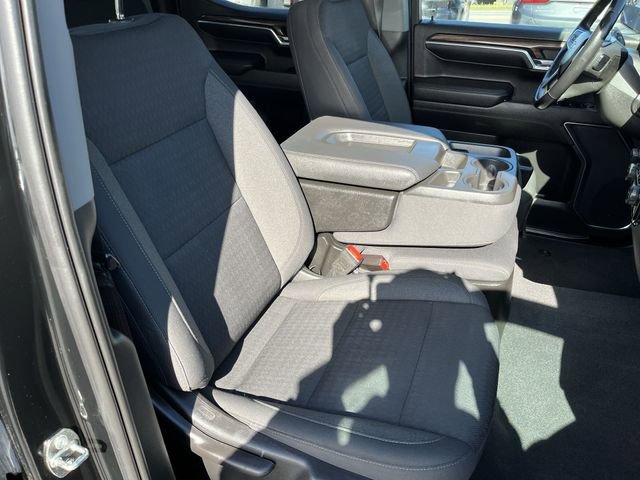 Used 2022 Black Chevrolet LT image 26