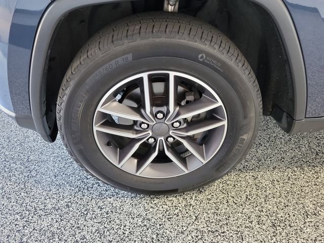 Used 2020 Blue Jeep Limited image 5