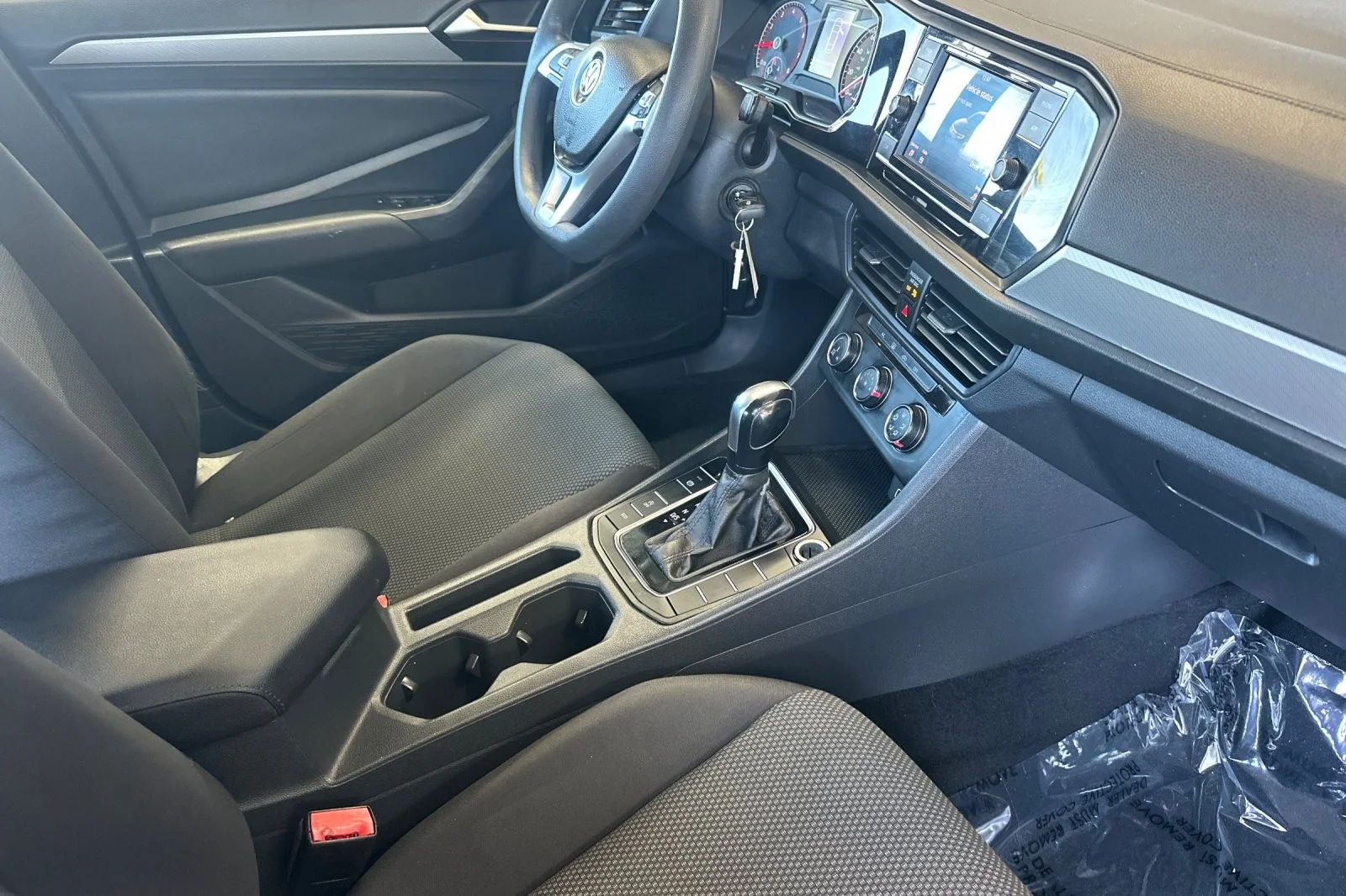 Used 2019 BLUE METALLIC Volkswagen S image 14
