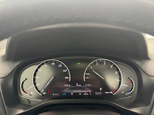 Used 2020 Jet Black BMW xDrive30i image 2