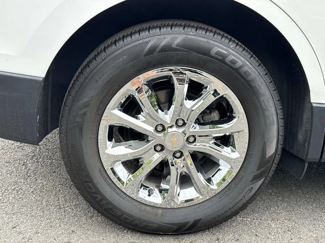 Used 2021 White Chevrolet LS image 11