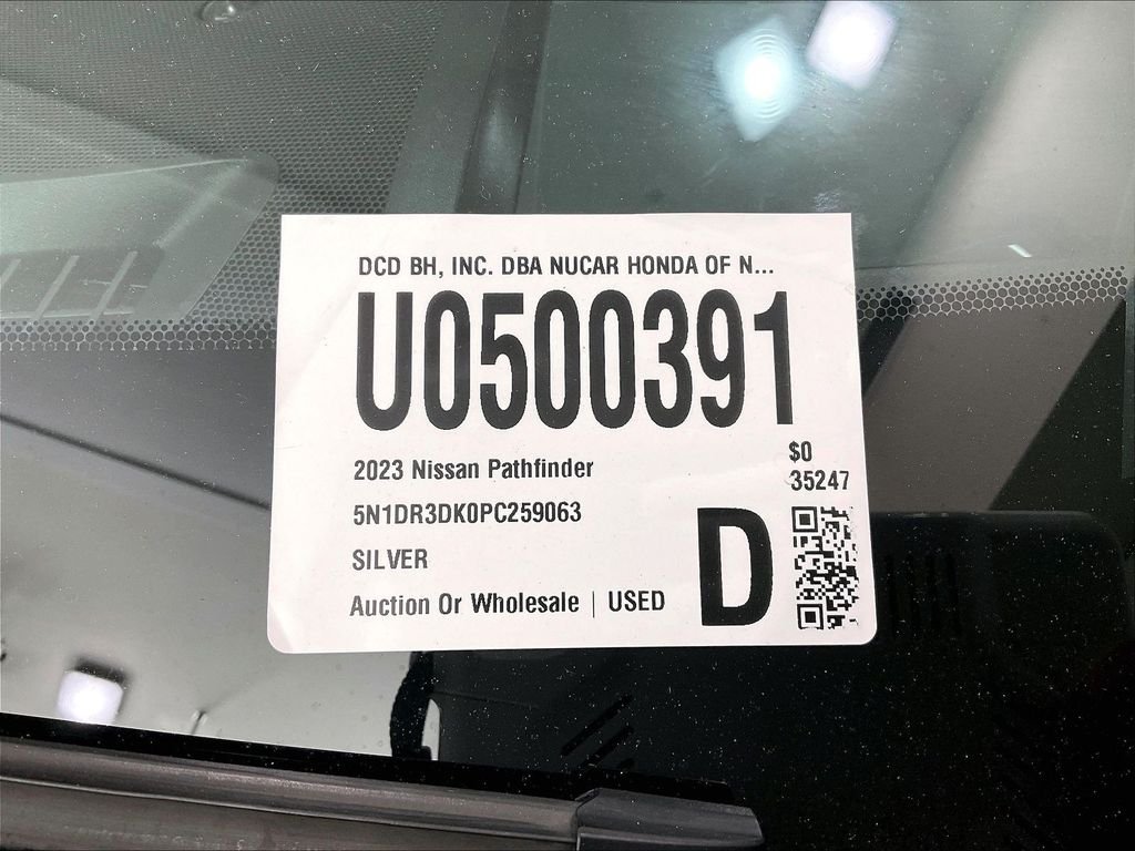 Used 2023 Silver Nissan Platinum image 37