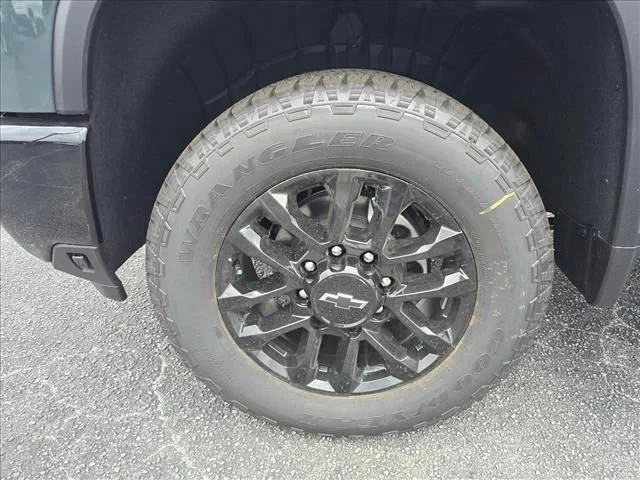 New 2026 Cypress Gray Chevrolet LT image 29