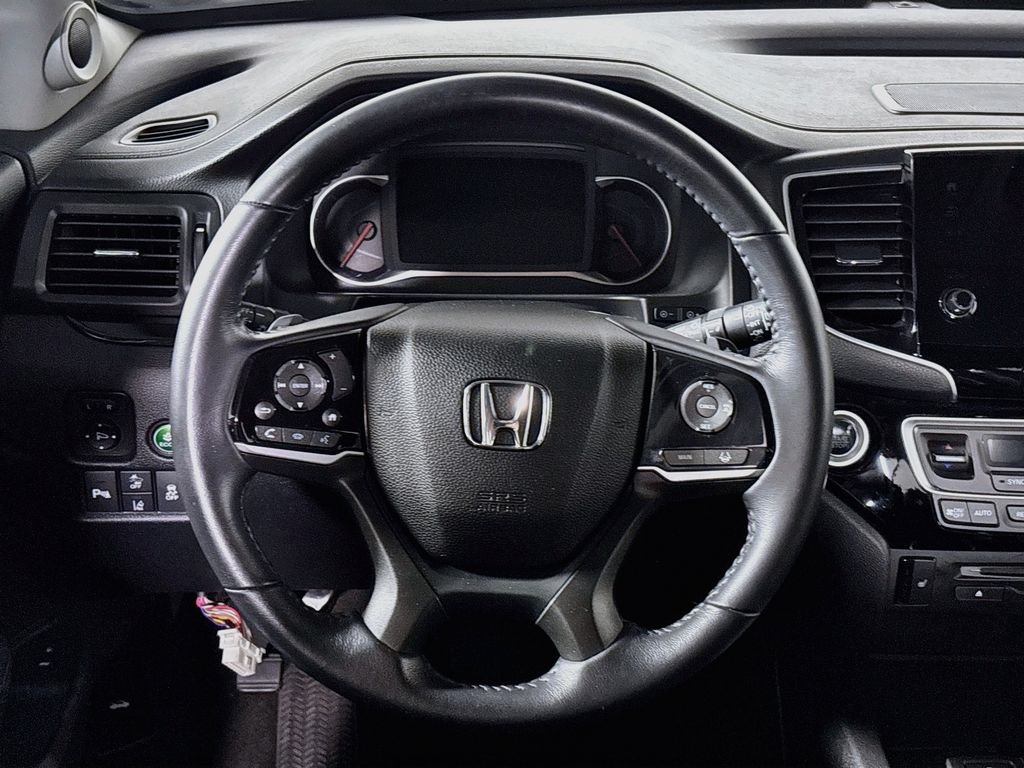 Used 2022 White Honda Touring image 13
