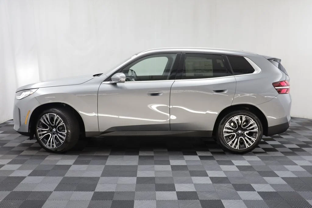 New 2026 Gray BMW 30 xDrive image 5