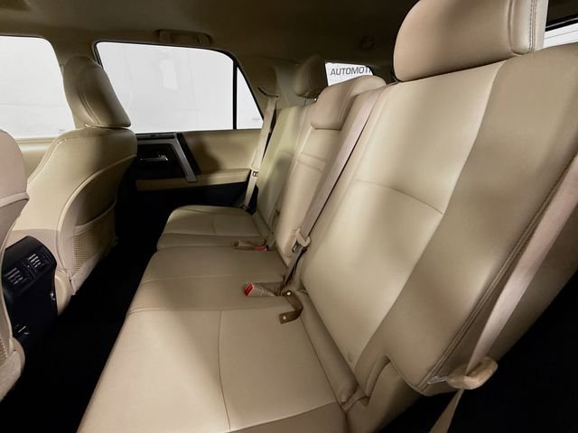 Used 2016 Black Toyota SR5 Premium image 25