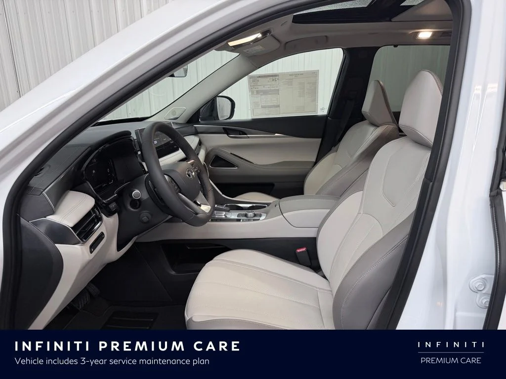 New 2026 RADIANT WHITE INFINITI Luxe FWD image 10