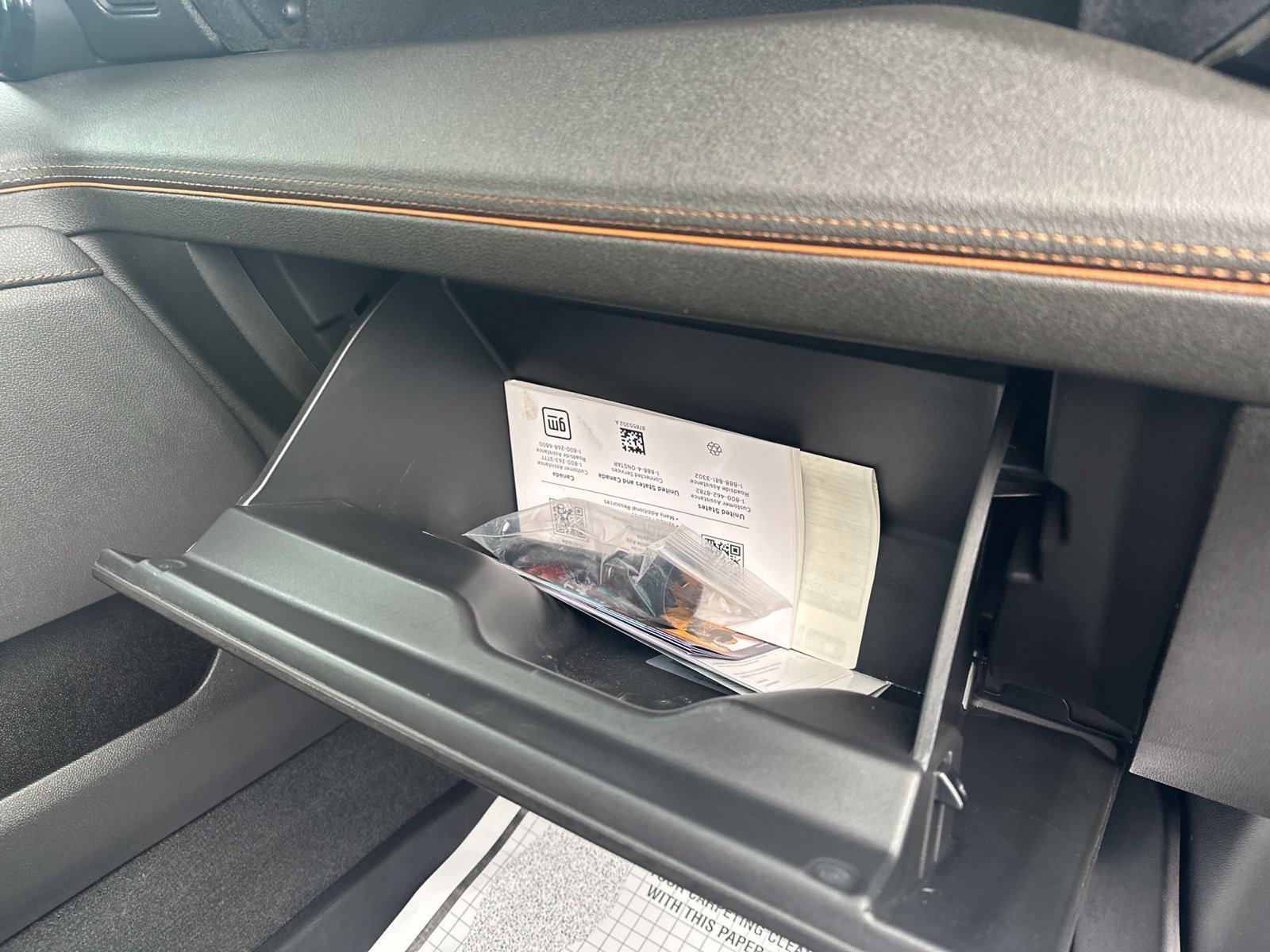 Used 2025 Gray GMC AT4 image 40