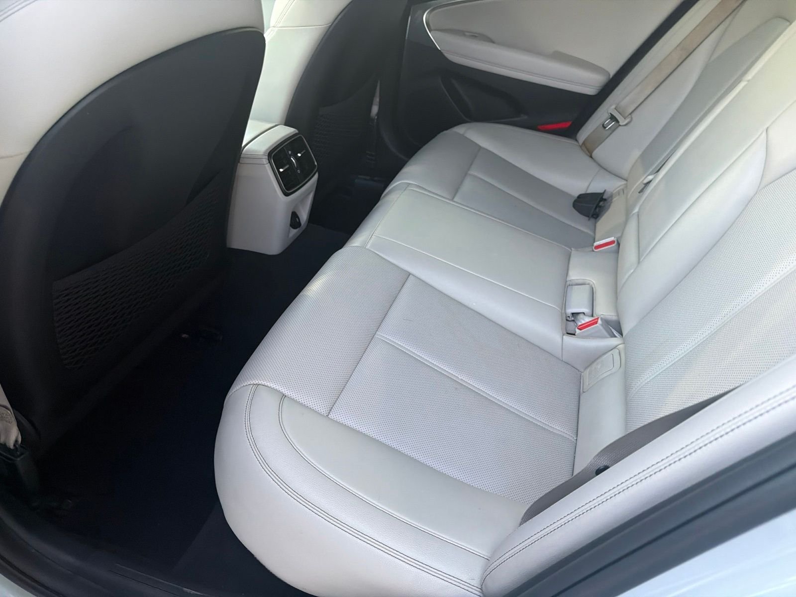 Used 2022 Siberian Ice Genesis 2.0T image 7