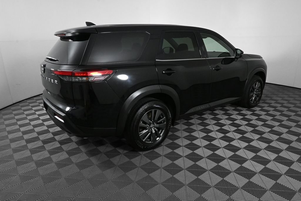 Used 2022 Black Nissan S image 24