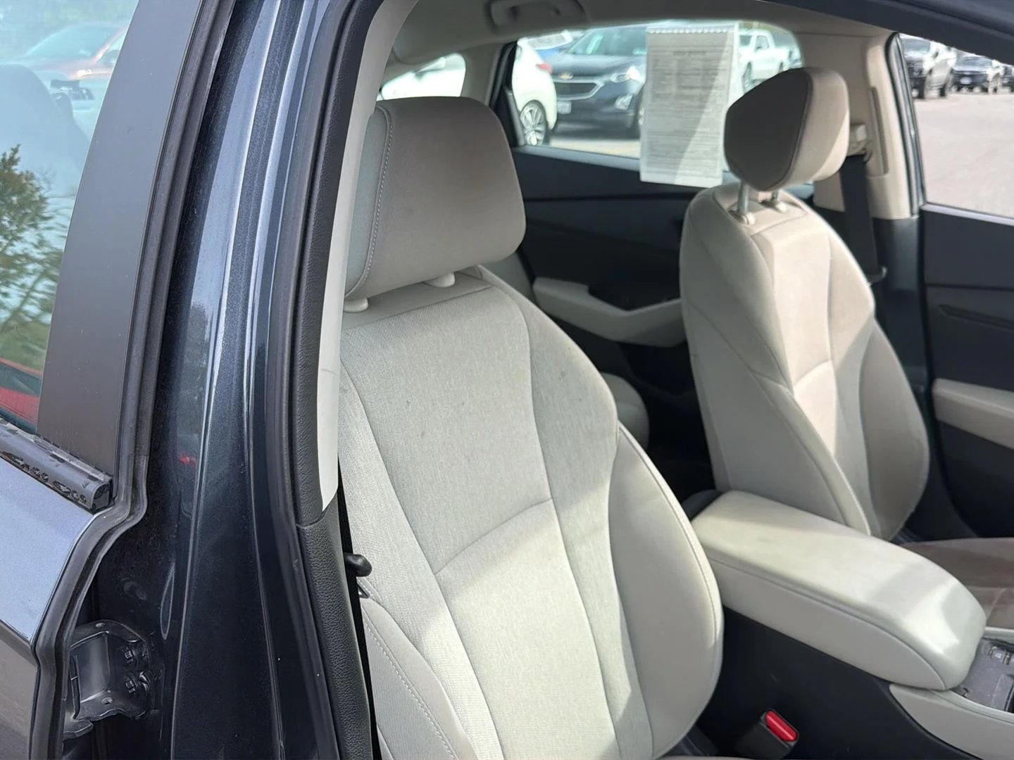 Used 2024 Meteorite Gray Metallic Honda LX image 17