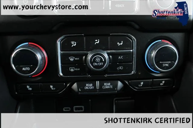 Used 2023 Gray Chevrolet Z71 image 38