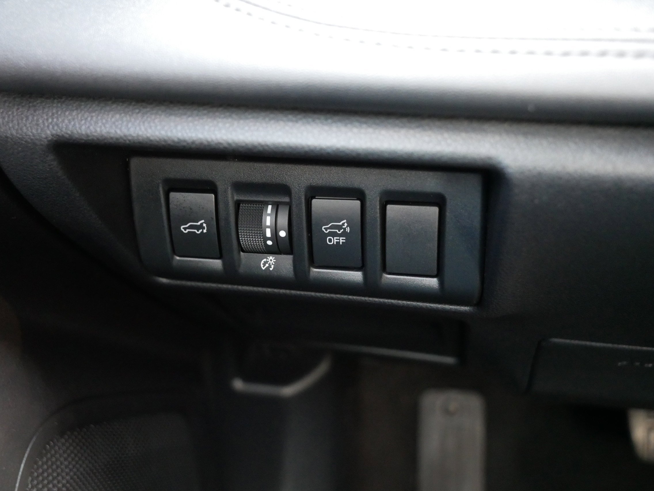 Used 2023 Ice Silver Metallic Subaru Wilderness image 26