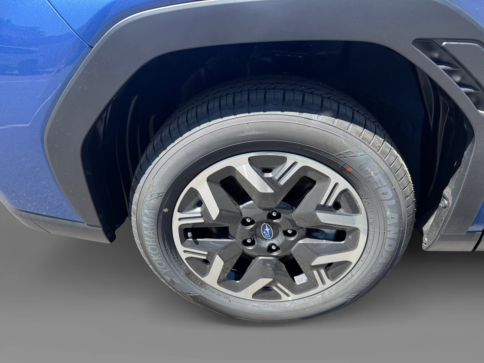 New 2026 DAYBREAK BLUE PEARL Subaru Standard Model image 9