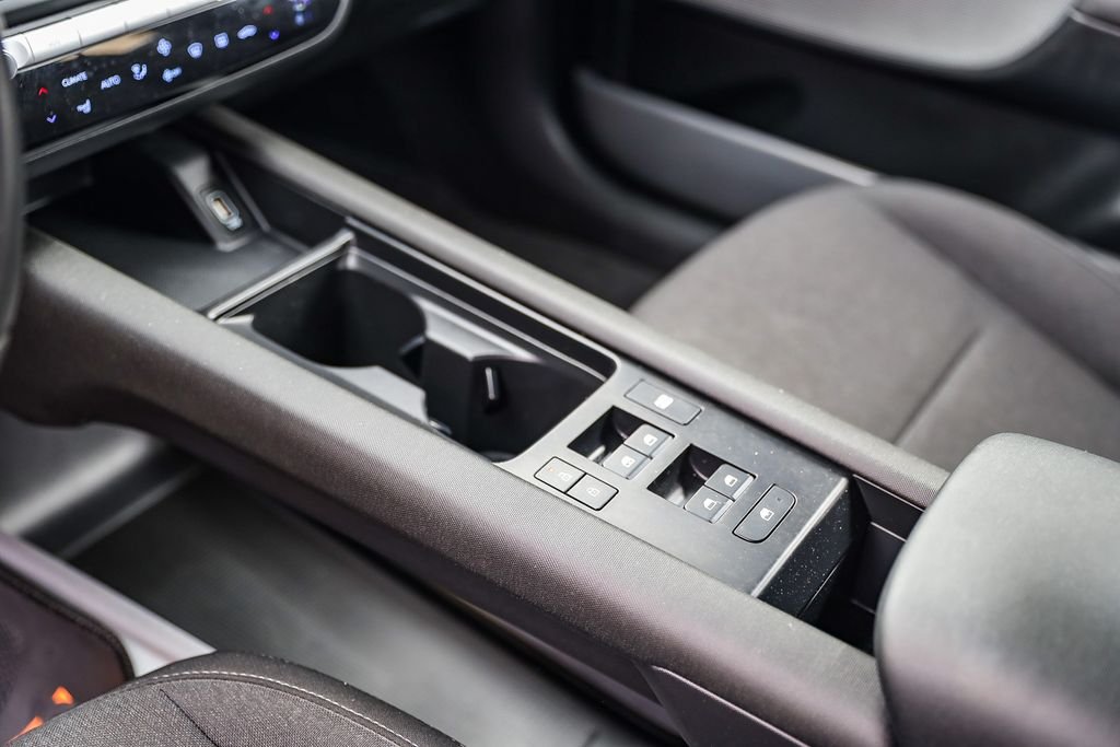2024 Hyundai IONIQ 6 SE - Photo 19