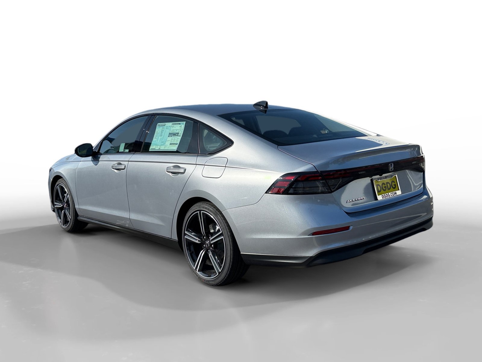 New 2026 Solar Silver Metallic Honda SE image 3