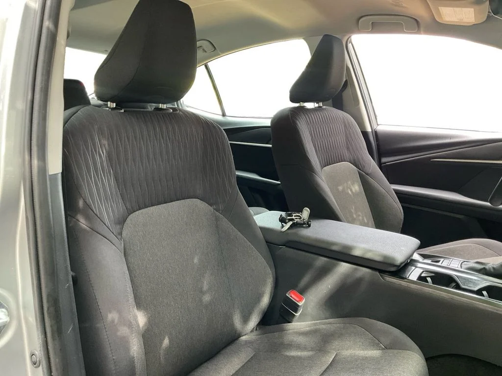 Used 2025 Silver Toyota LE image 27