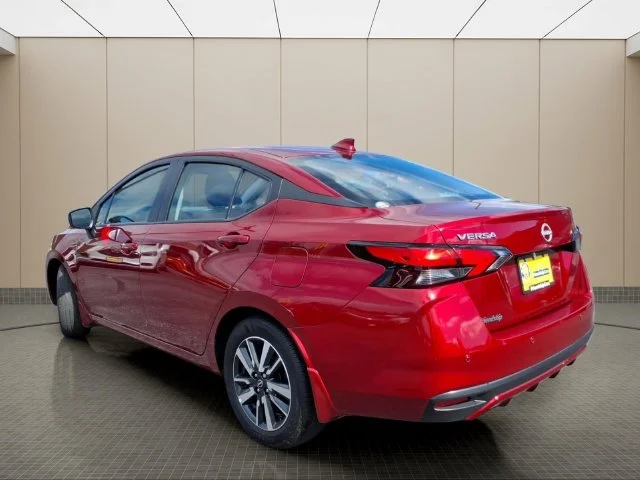 Used 2025 Red Nissan 1.6 SV image 11