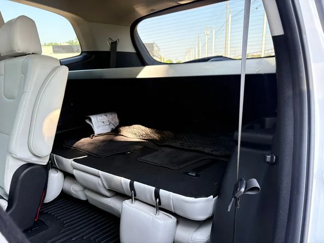 Certified Used 2024 White Pearl Kia S image 25