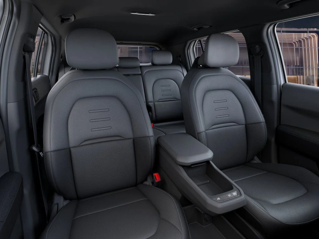 New 2027 Snow White Pearl Kia Wind image 15