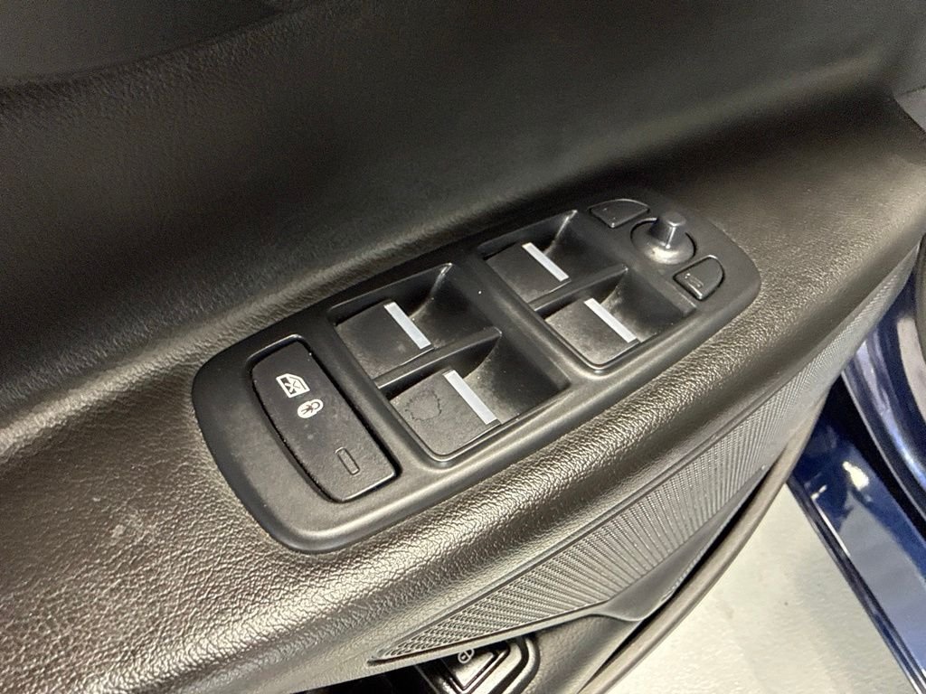Used 2017 Blue Jaguar 25t image 14