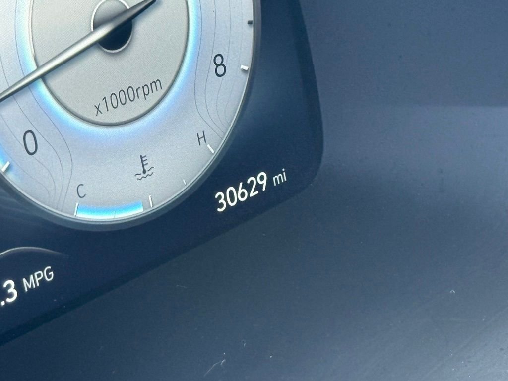 Used 2023 Black Hyundai Limited image 18