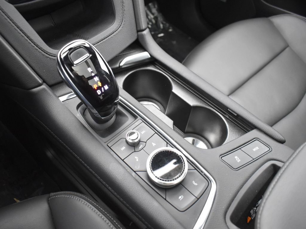 2024 CADILLAC XT6 - Image 19