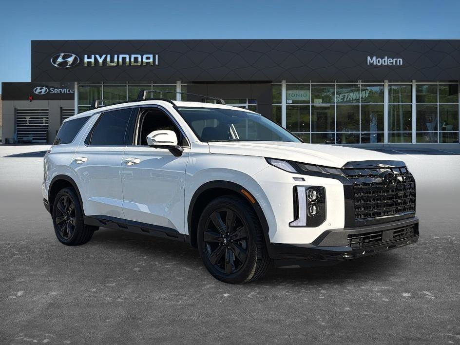 Used 2025 Hyper White Hyundai XRT image 3