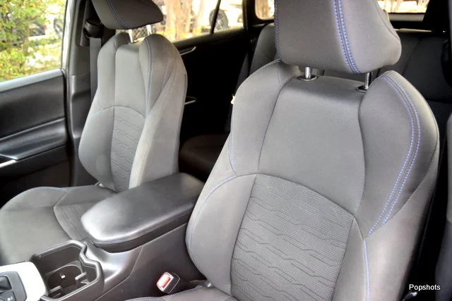 Used 2023 Magnetic Gray Metallic Toyota SE image 9