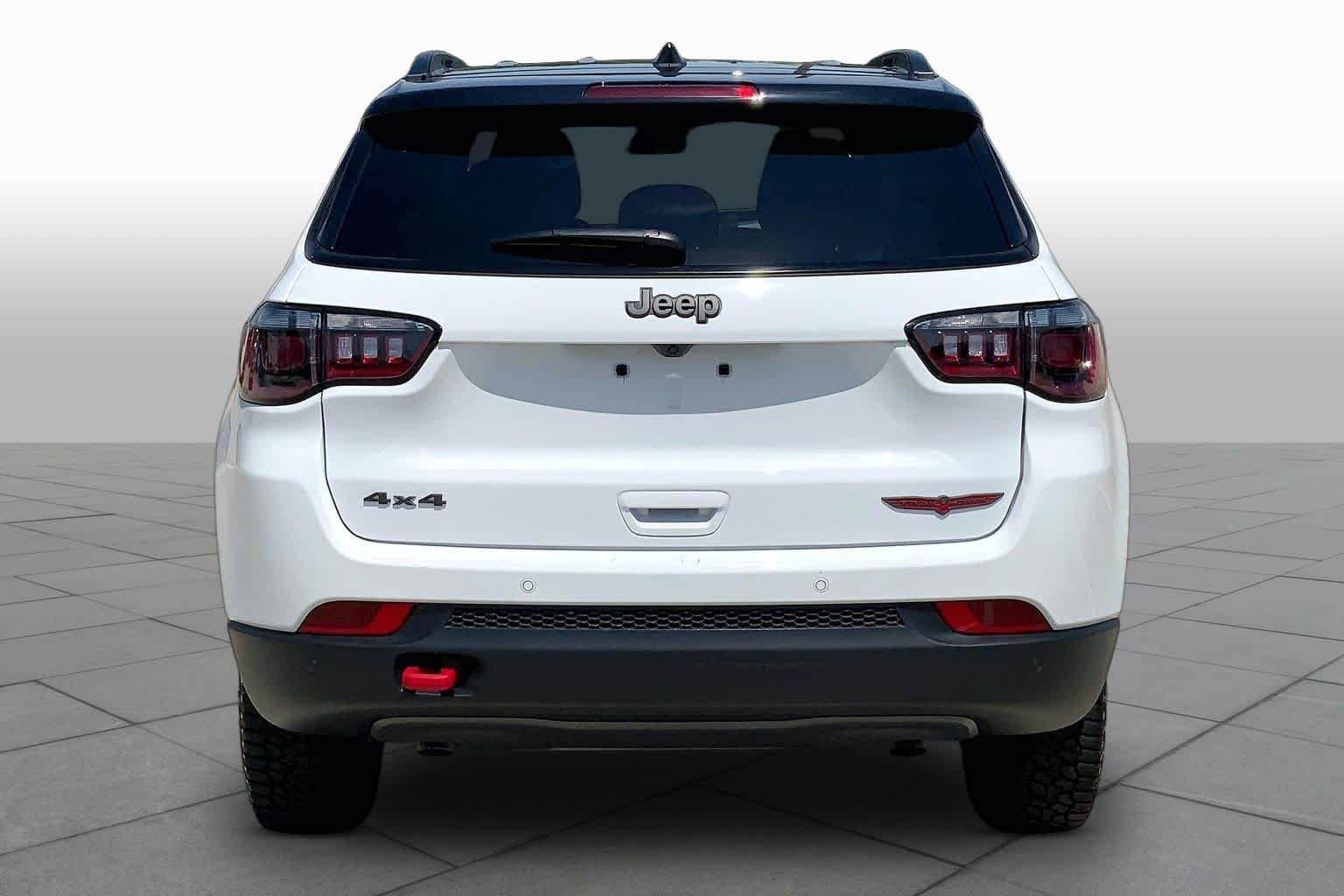Used 2026 Bright White Clearcoat Jeep Trailhawk image 5